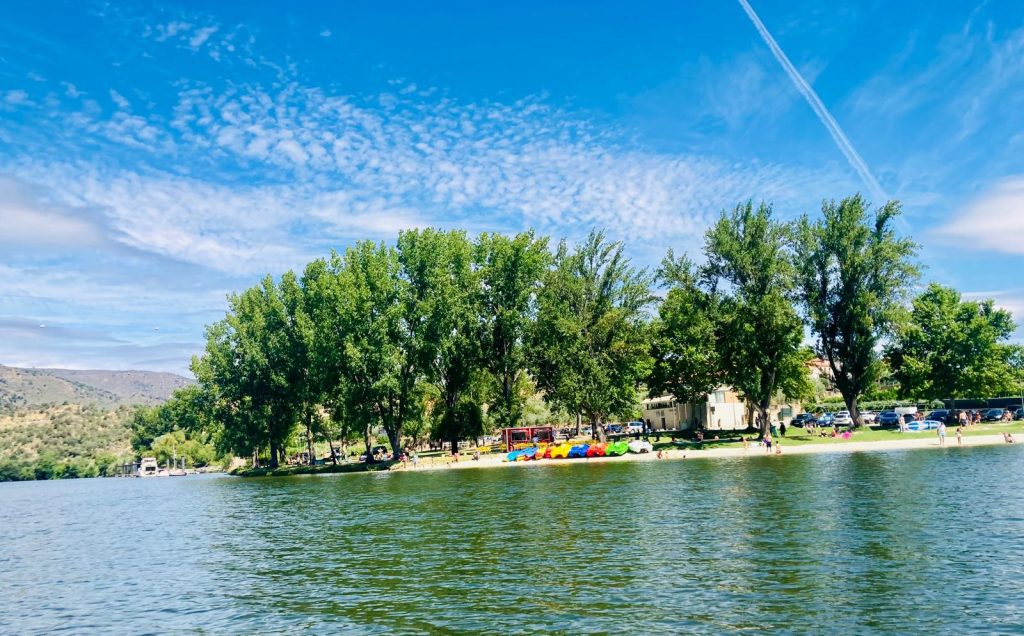 Descubra a Praia Fluvial da Foz do Sabor: Um tesouro escondido no Nordeste Transmontano